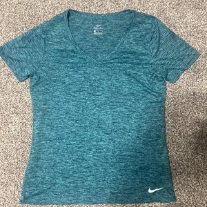 Nike Dri-Fit Women’s Large TShirt